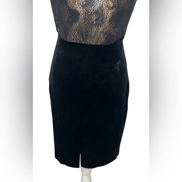 BB Collections Black Velvet Cocktail Dress Sz 10 Unconventional Lace Party - Picture 8 of 10
